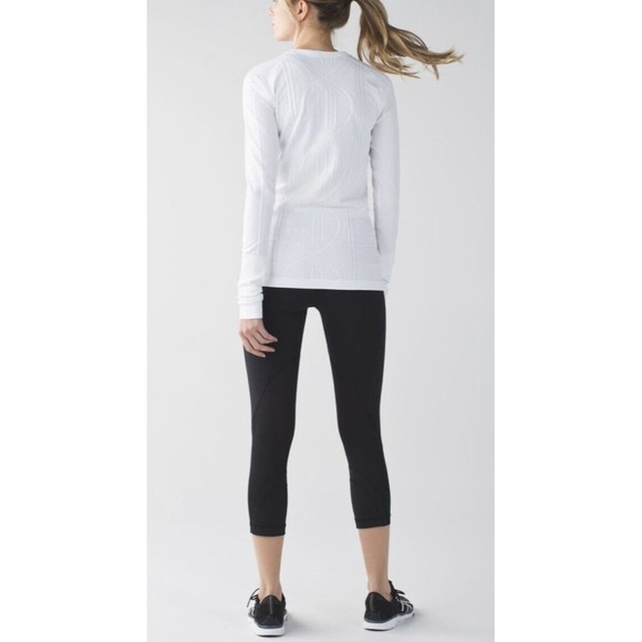 Lululemon Run Inspire Crop II Tight Leggings capri Solid Black Size 2 - Picture 1 of 16